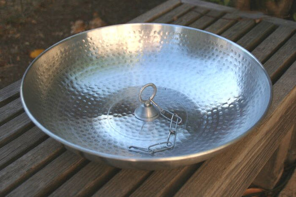 Dotted Aluminum Dish with hook